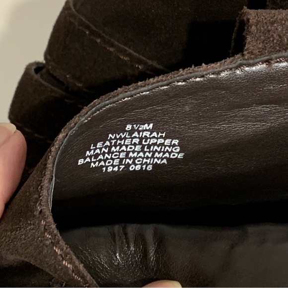 Nine West Lairah‎ chocolate brown Suede Pull On Ankle Booties. Size 8.5 - Picture 10 of 10